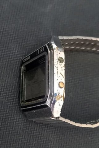 Lotto due orologi Casio MM-400