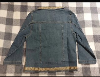 Chaqueta vaquera bordada