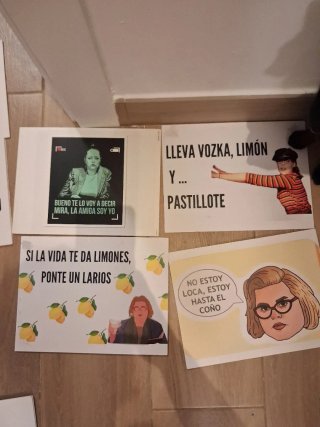 Carteles fotomatón Aquí no hay quien viva