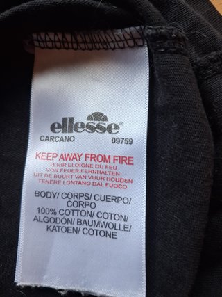 Camiseta manga corta Ellese negra con logo bordado