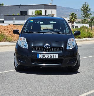 Toyota Yaris 2011