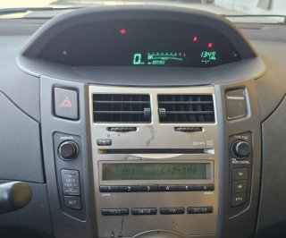 Toyota Yaris 2011