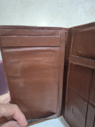 Cartera monedero de cuero marrón