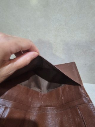 Cartera monedero de cuero marrón