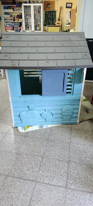 Casita infantil Smoby   medidas alto 1,30 ancho