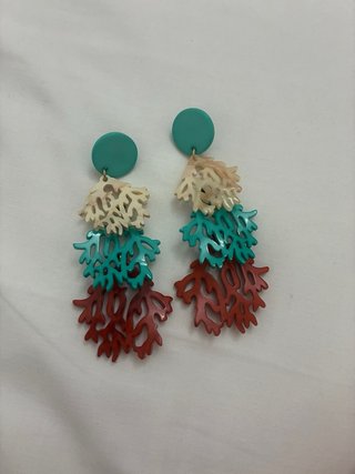 Pendientes largos coral triple