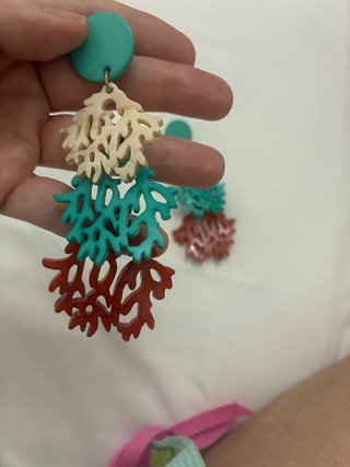 Pendientes largos coral triple
