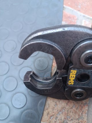 MORDAZA REMS MINI V28