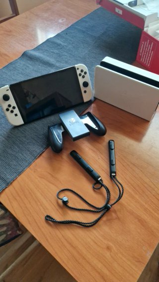 Nintendo Switch OLED Blanca + Accesorios