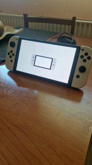 Nintendo Switch OLED Blanca + Accesorios