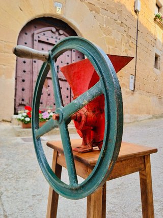 MOLINO ANTIGUO PARA GRANO
