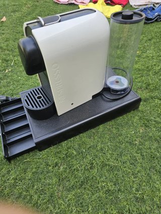 Cafetera Nespresso Krups Citiz + Cajón