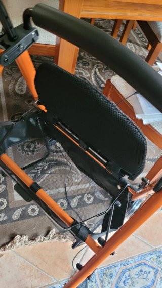 Andador Plegable Naranja con Asiento NUEVO