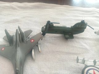 Set 9 modellini aerei militari anni 80-90-00