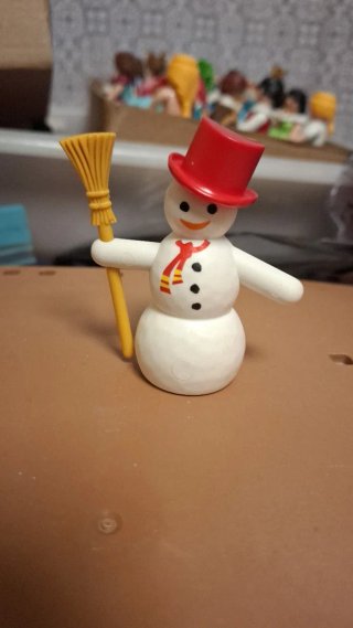 Playmobil Muñeco de Nieve con Escoba