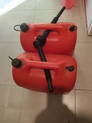 2 Garrafas Combustible Homologadas con Cánula
