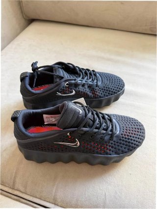 Zapatillas Nike Negro Hyper Crimson Talla 40