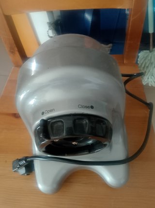 Extractor Zumo Frío BioChef Axis - Como Nuevo