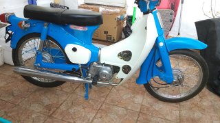 Honda C50 Azul