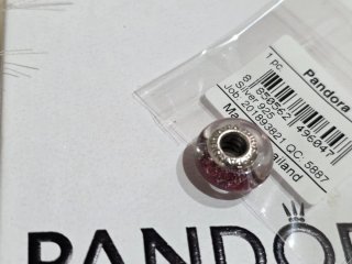 Pandora Charm Cristal Rojo y Plata 925