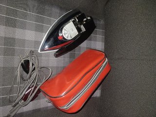 Plancha de viaje compacta