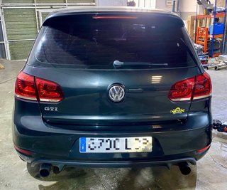 Volkswagen Golf GTI