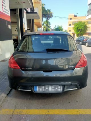 Peugeot 308. Año 2011