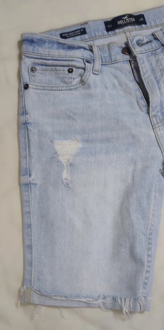 Bermuda Short Hollister Vaquero Roto TallaM Unisex