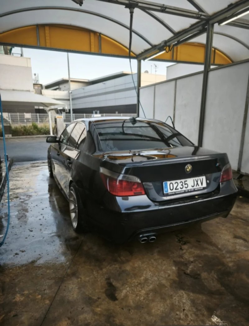 BMW Serie 5 2003 - foto 1