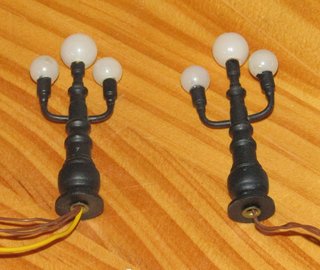 LOTE DE ANTIGUAS FAROLAS PARA MAQUETA DE TREN