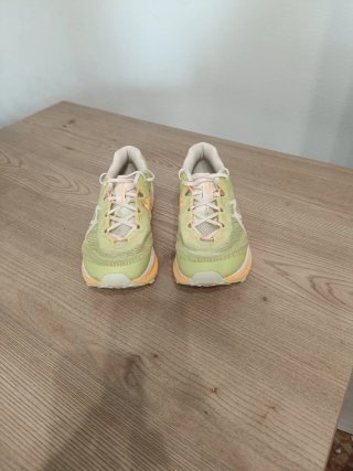 Asics Fujispeed Trail-Running