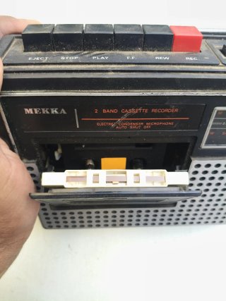 Radio Casetera MEKKA 2 Bandas