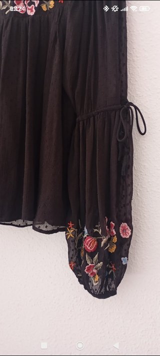 Blusa Zara bordada s