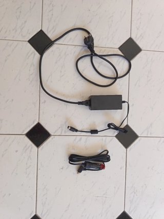 Televisor 24 NILAIT para caravana y hogar