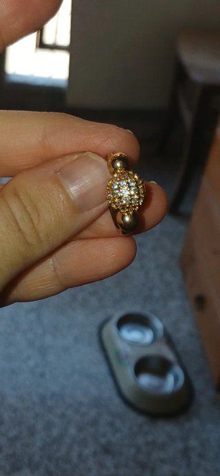 Anello oro 18k con zirconi