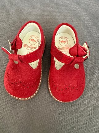 Zapatos bebé rojos talla 18 sin estrenar