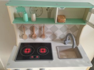 Cocinita de madera infantil