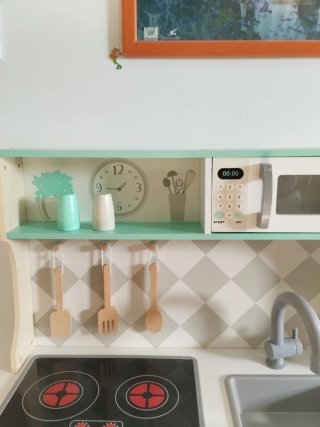 Cocinita de madera infantil