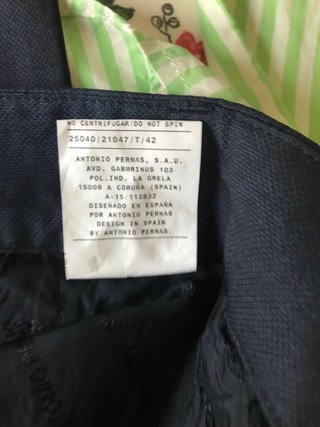 Pantalón y Camisa T42 de Antonio Pernas