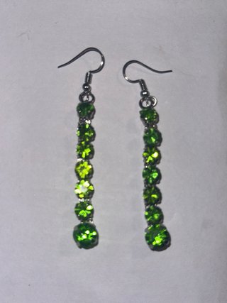 Pendientes largos verdes brillantes strass