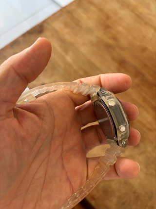 Casio G-Shock GA-2100SKE-7AER - Transparente!