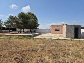 Chalet en venta en Urbanizaciones en Llíria