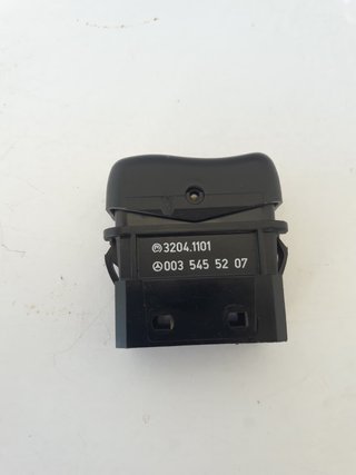 INTERRUPTOR ALUMBRADO - MERCEDES VITO W638.