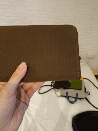 Bolso de mano vintage tipo sobre marrón