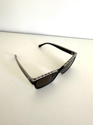 Gafas de sol Chanel negras y marrones