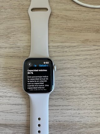 Apple Watch SE 2022 40mm Beige/Argento