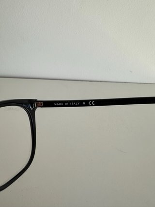 Gafas de sol y de ver negras