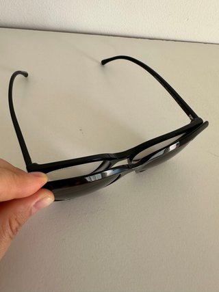 Gafas de sol y de ver negras