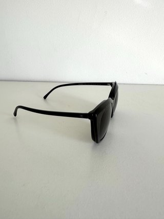 Gafas de sol y de ver negras