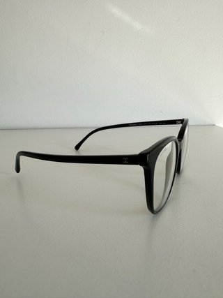 Gafas de sol y de ver negras